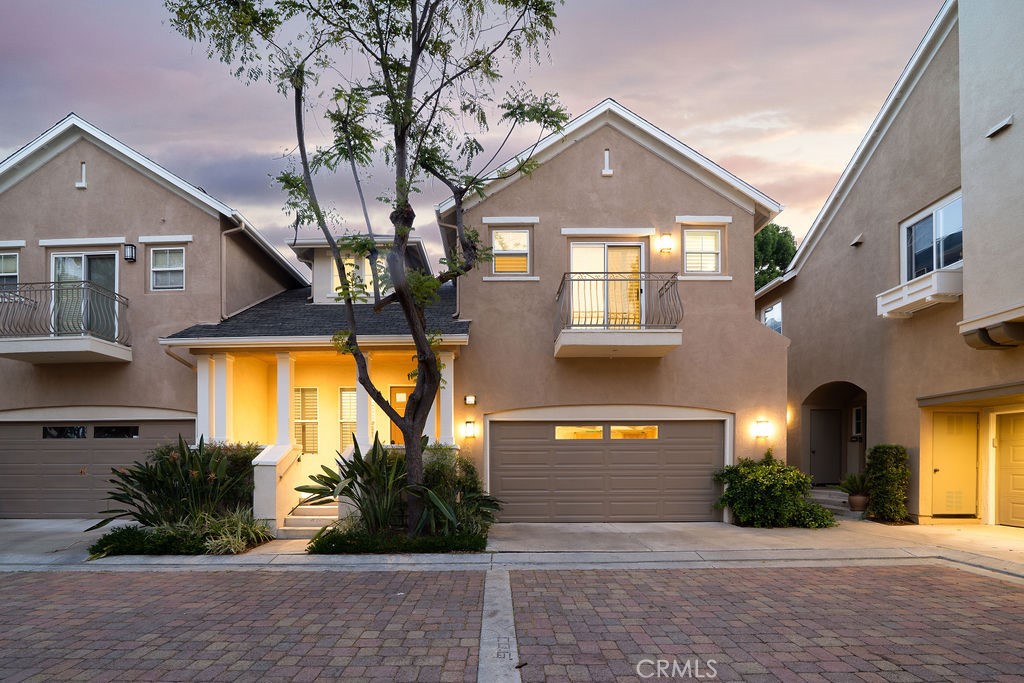 30 Burlingame