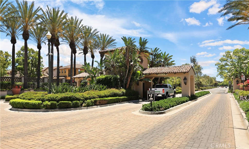 30 Burlingame