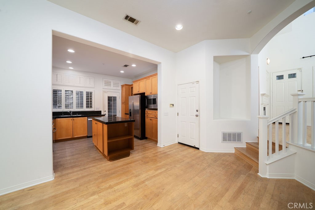 30 Burlingame