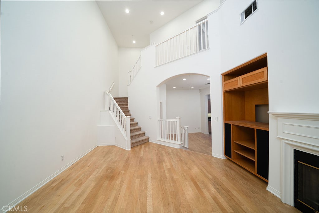 30 Burlingame