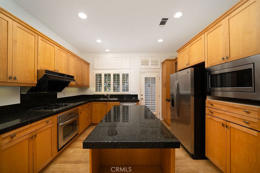 30 Burlingame