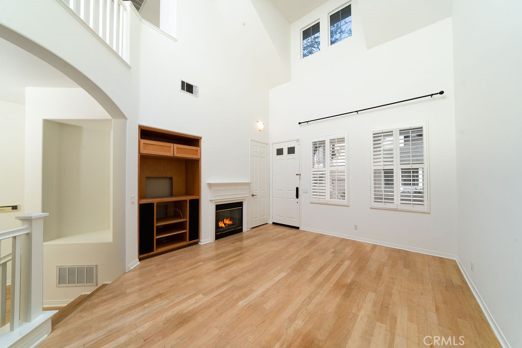 30 Burlingame