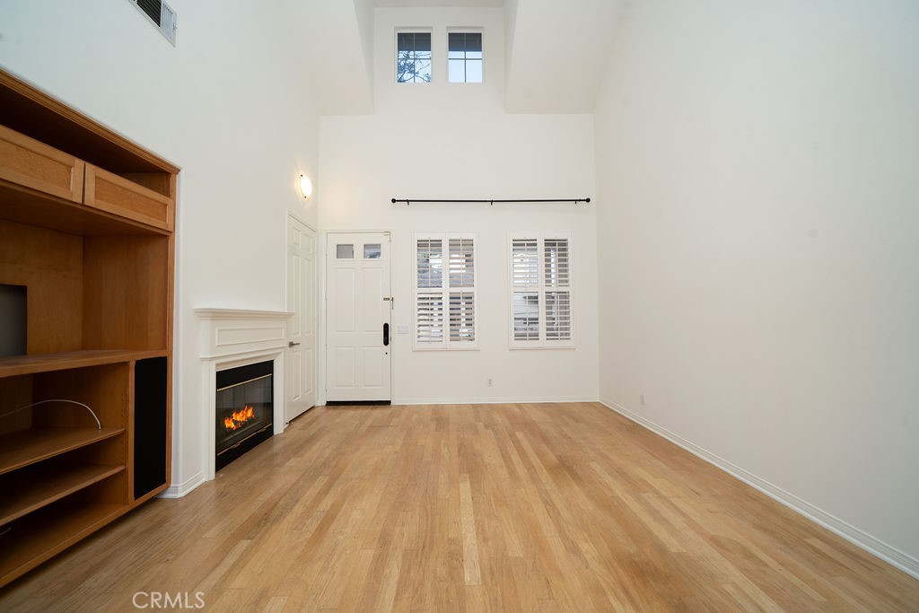 30 Burlingame