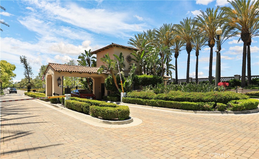 30 Burlingame