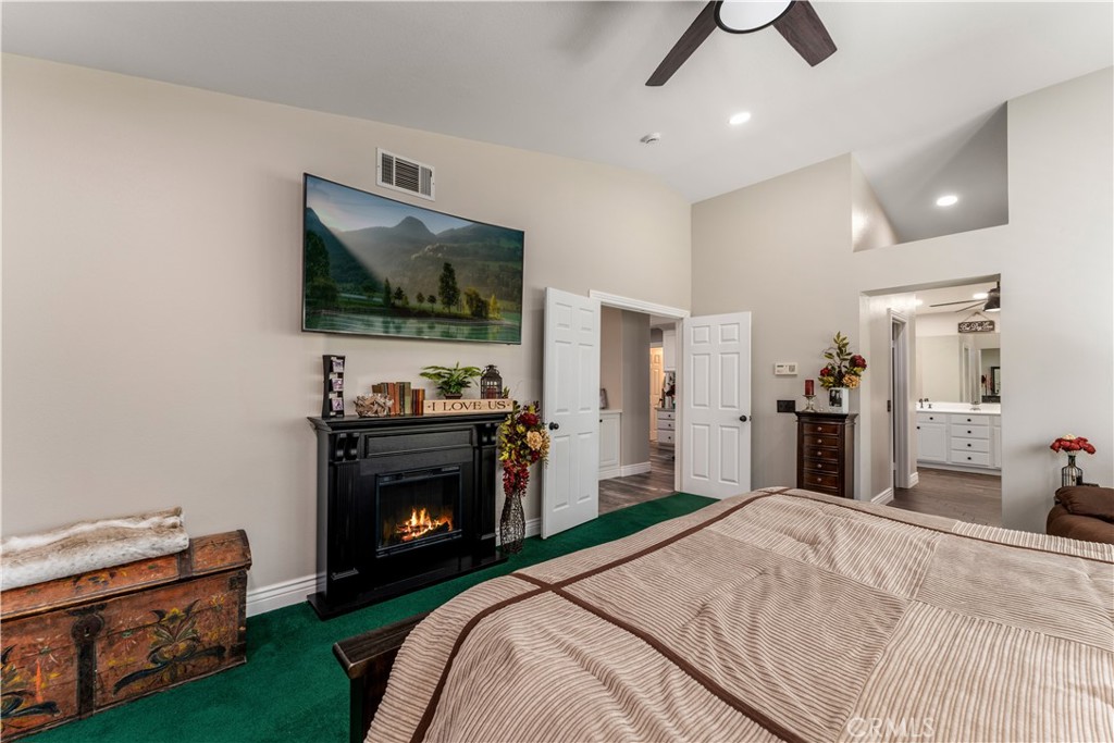 8750 E Heatherwood Road