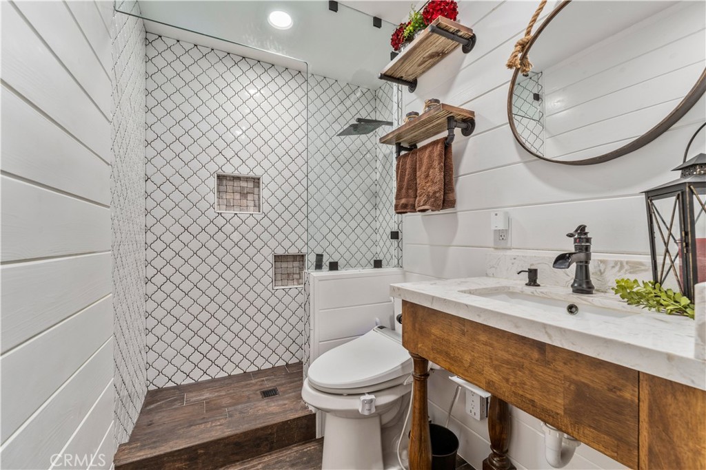 8750 E Heatherwood Road