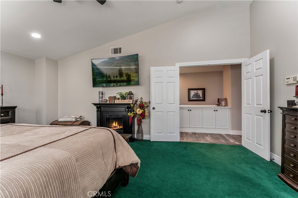 8750 E Heatherwood Road