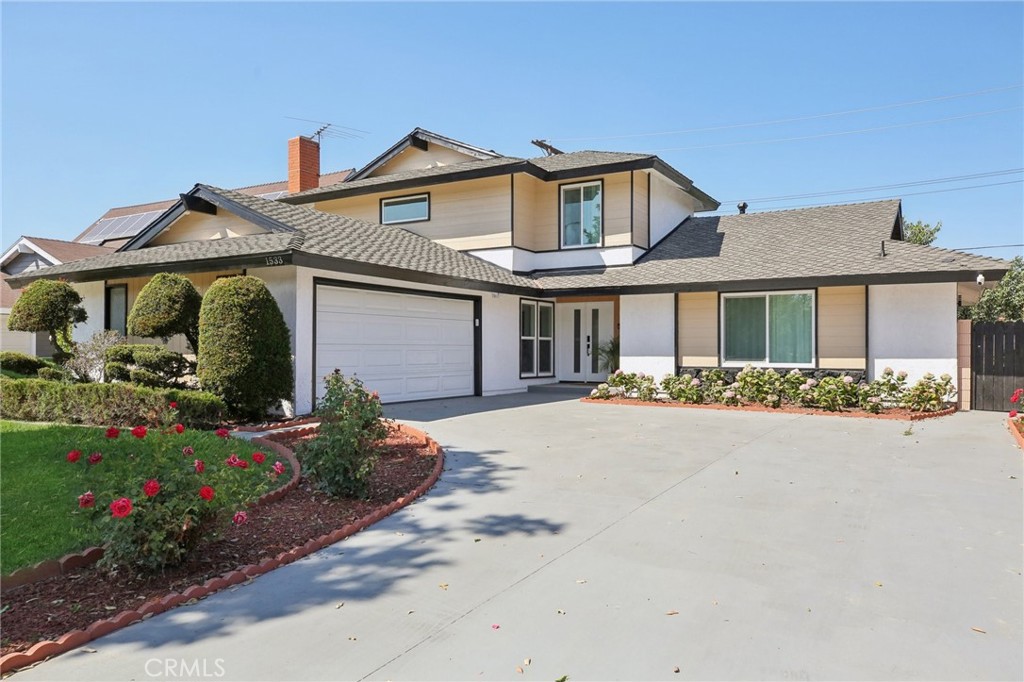 1533 W San Lorenzo Ave
