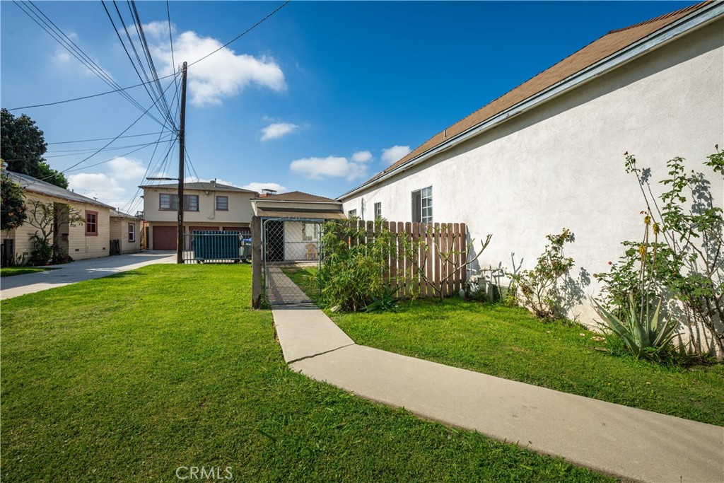 9722 Walnut Street
