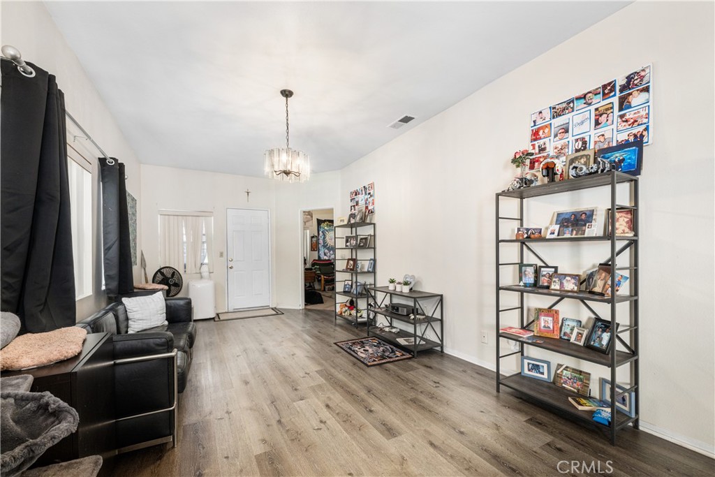 9722 Walnut Street
