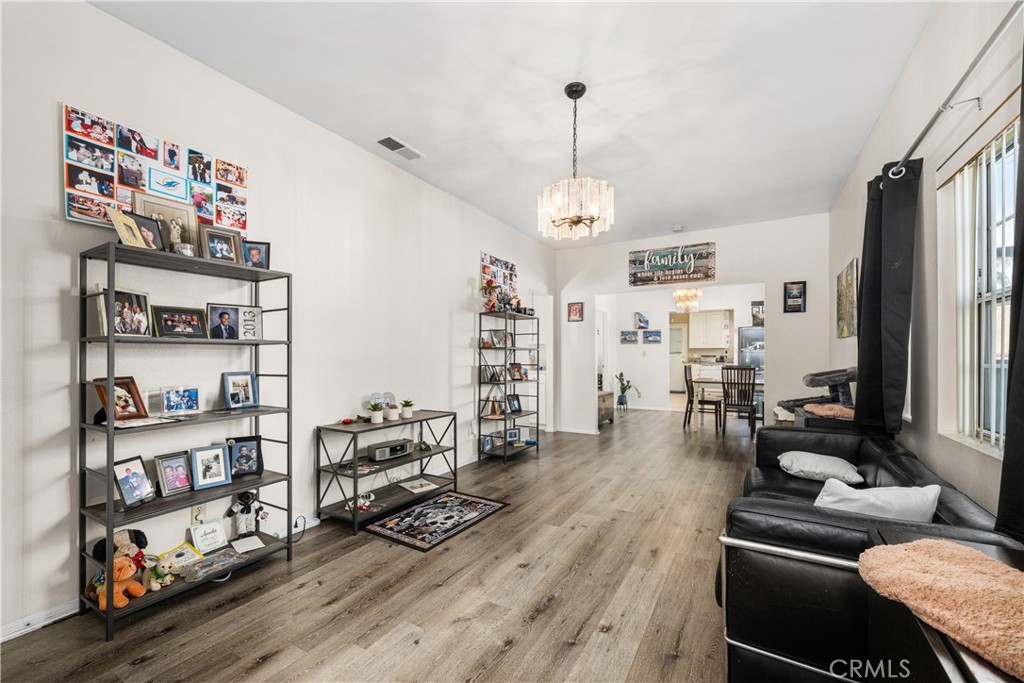 9722 Walnut Street
