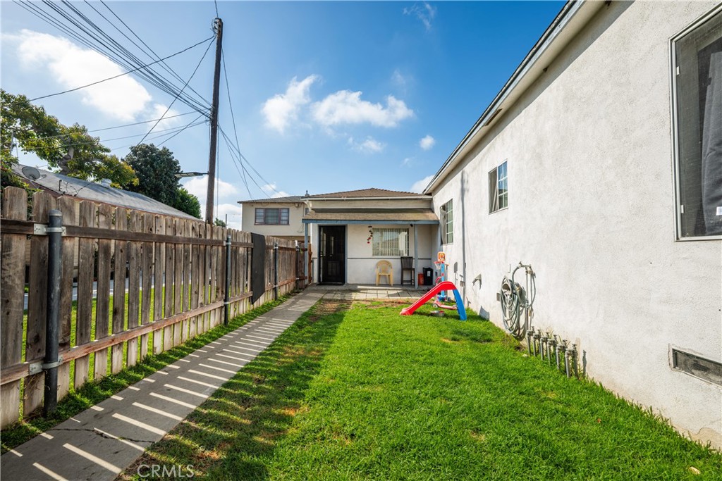 9722 Walnut Street