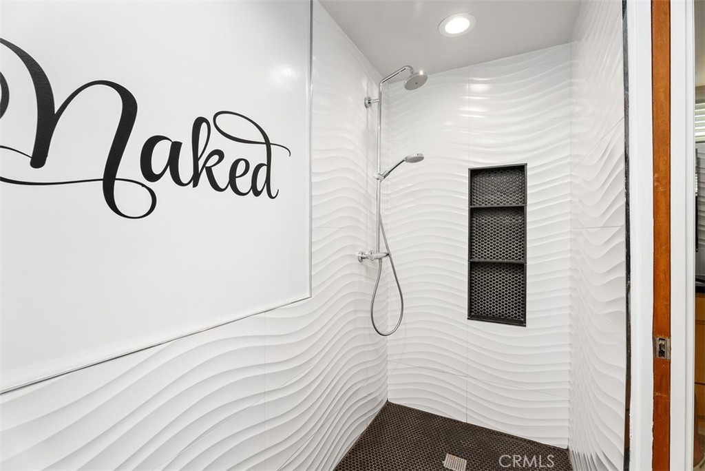 3601 E Ocean Blvd 2C