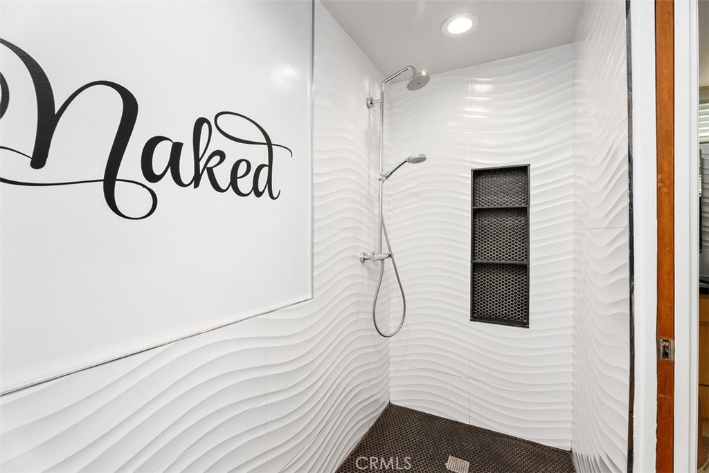 3601 E Ocean Blvd 2C