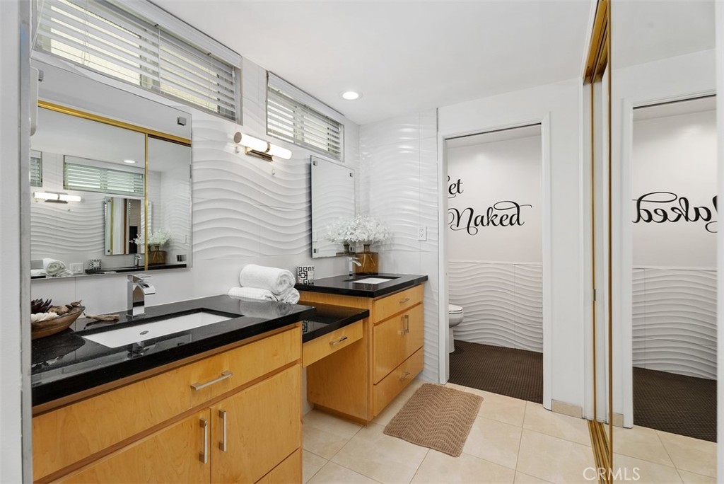 3601 E Ocean Blvd 2C