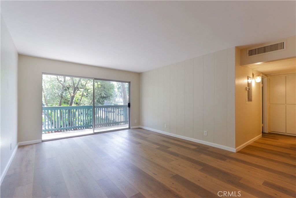 576 N Bellflower 116