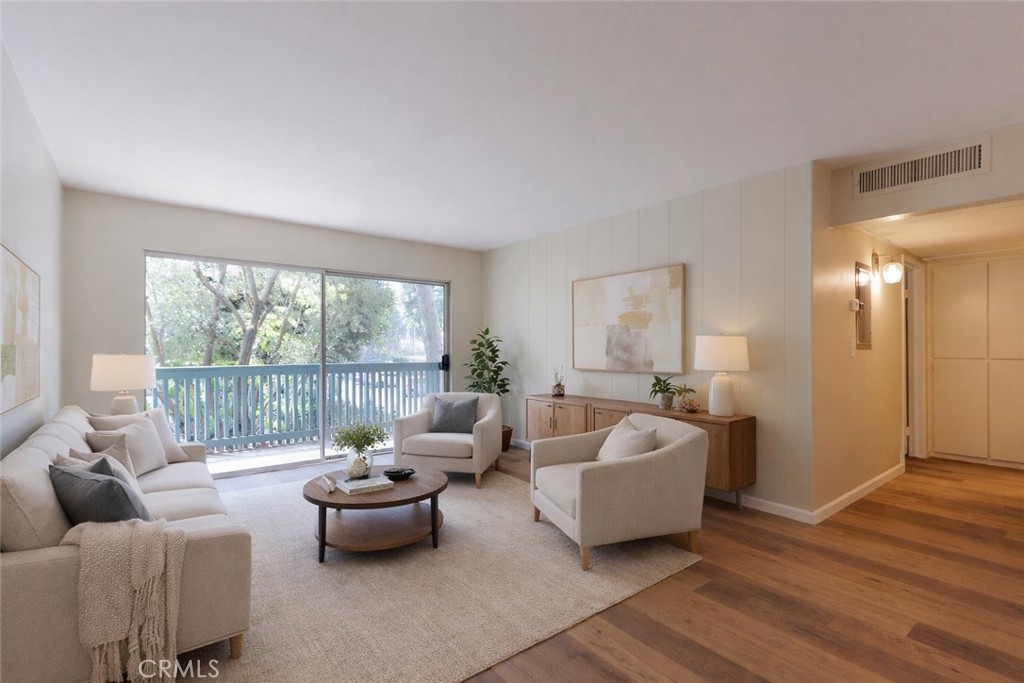 576 N Bellflower 116