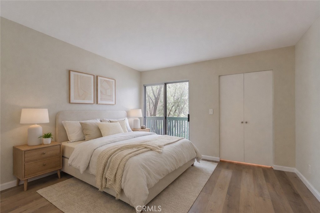 576 N Bellflower 116