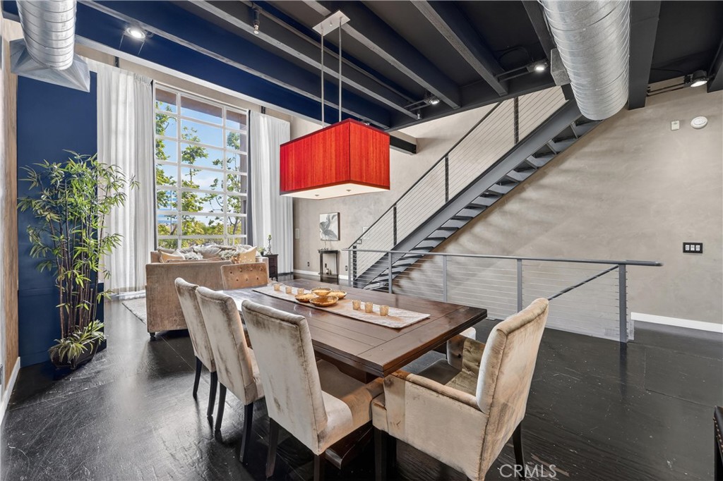 123 E City Place