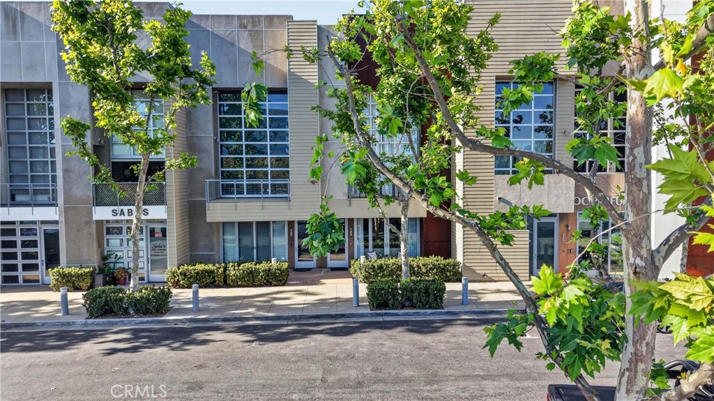 123 E City Place
