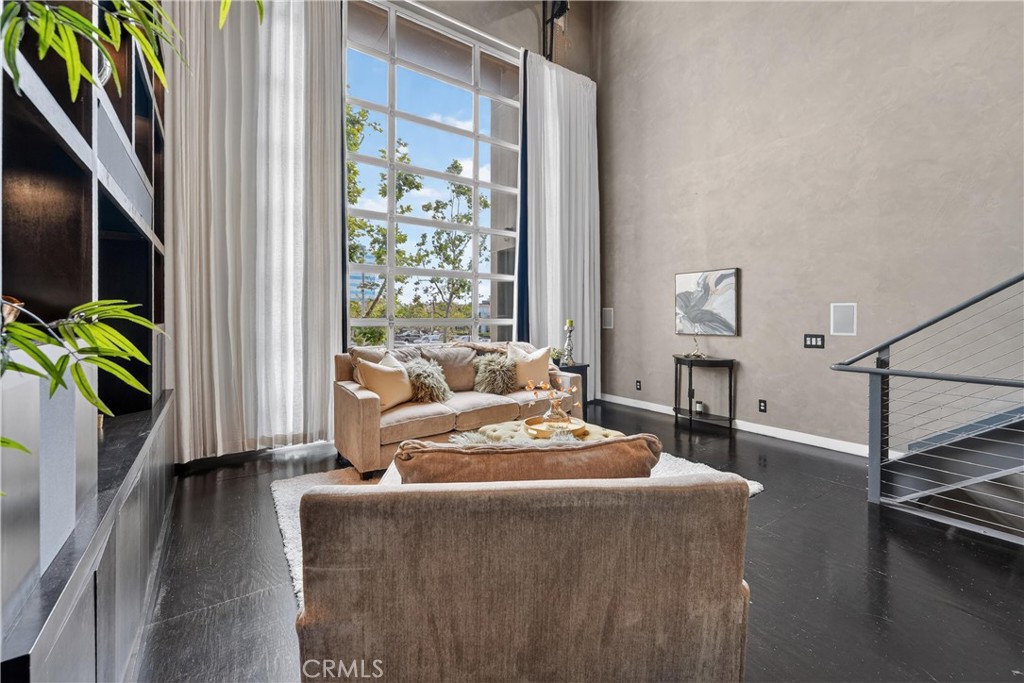 123 E City Place