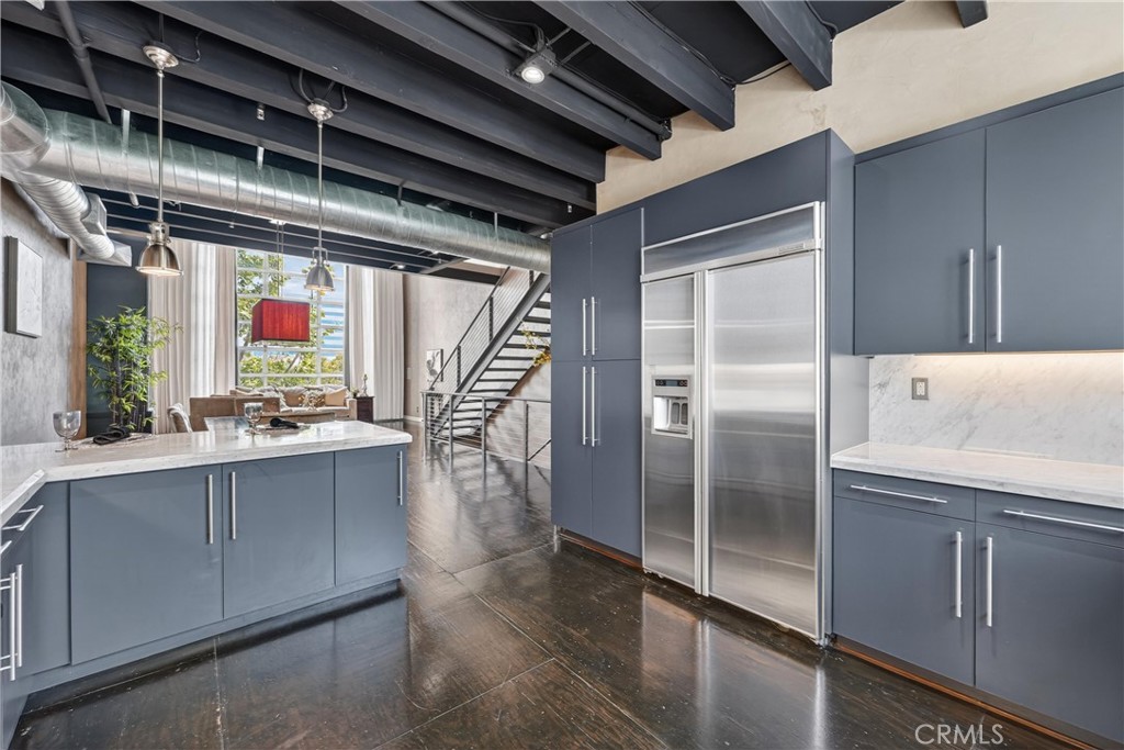 123 E City Place