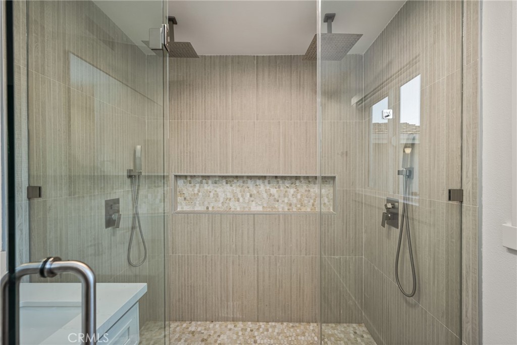 2916 E Trenton Avenue