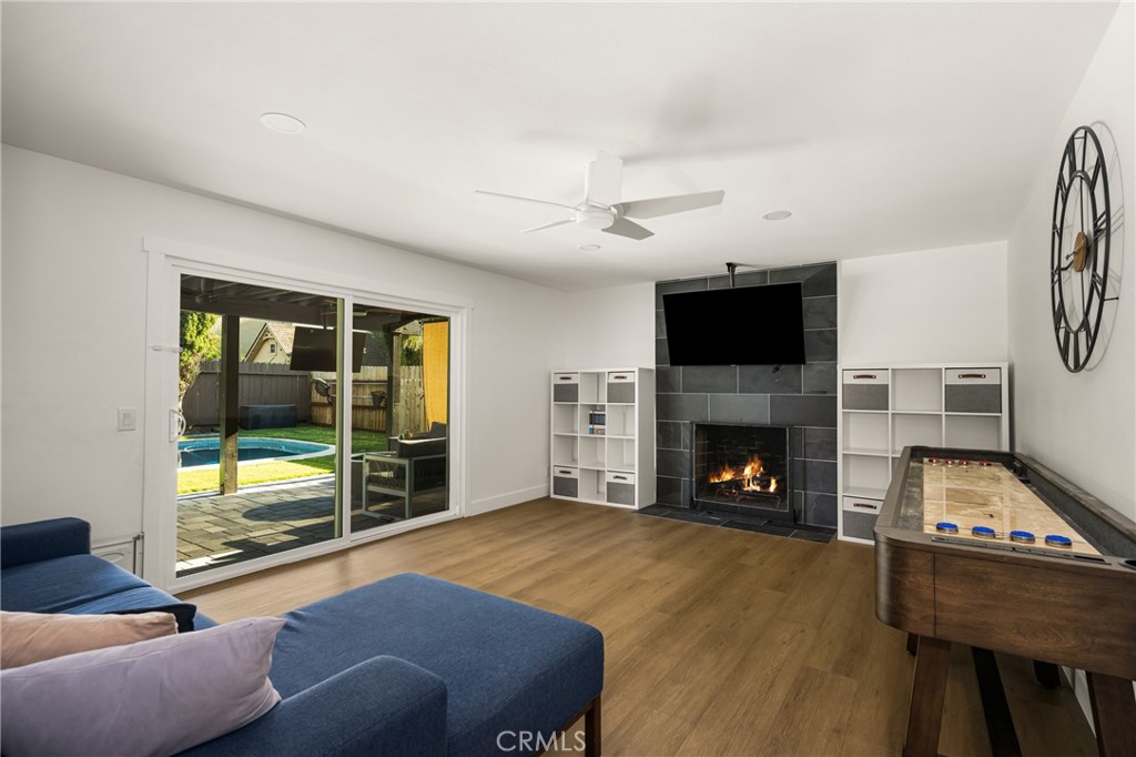 2916 E Trenton Avenue