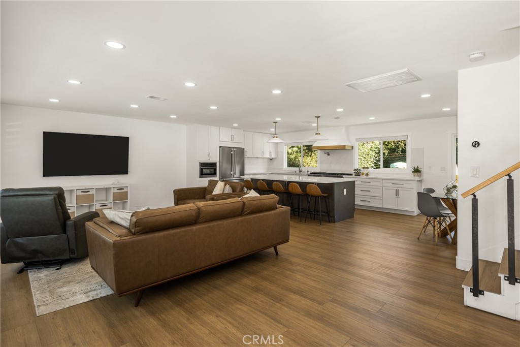 2916 E Trenton Avenue