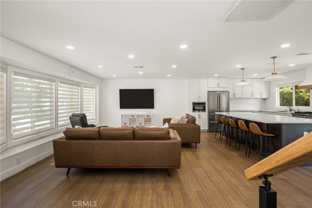 2916 E Trenton Avenue