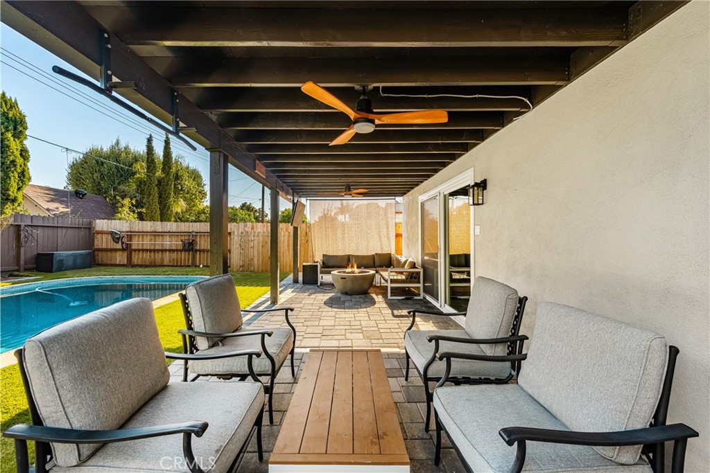 2916 E Trenton Avenue