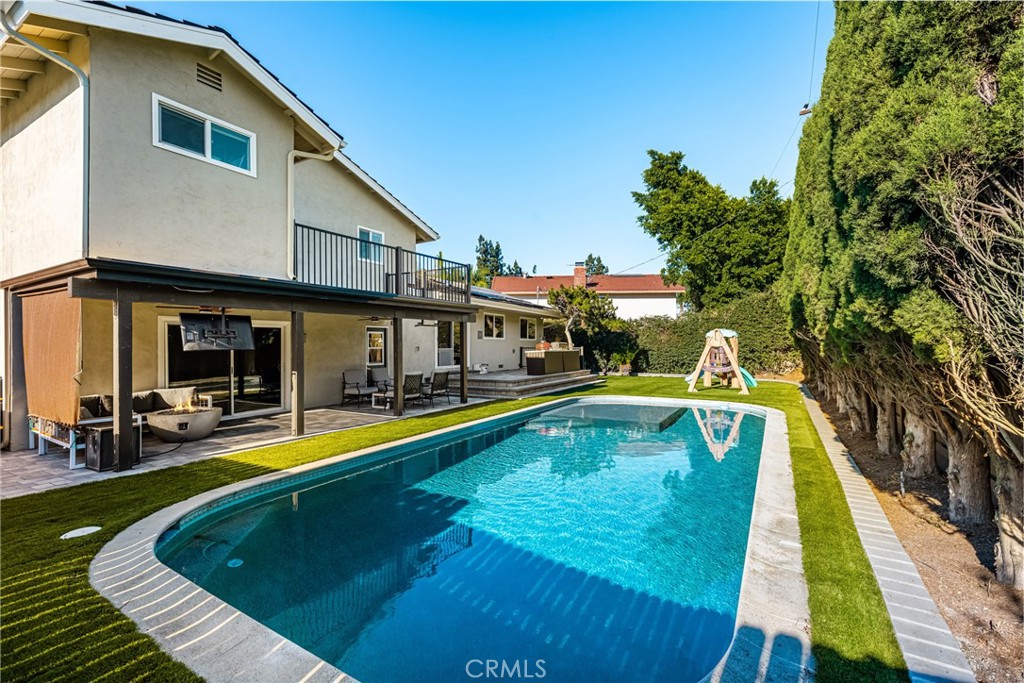 2916 E Trenton Avenue