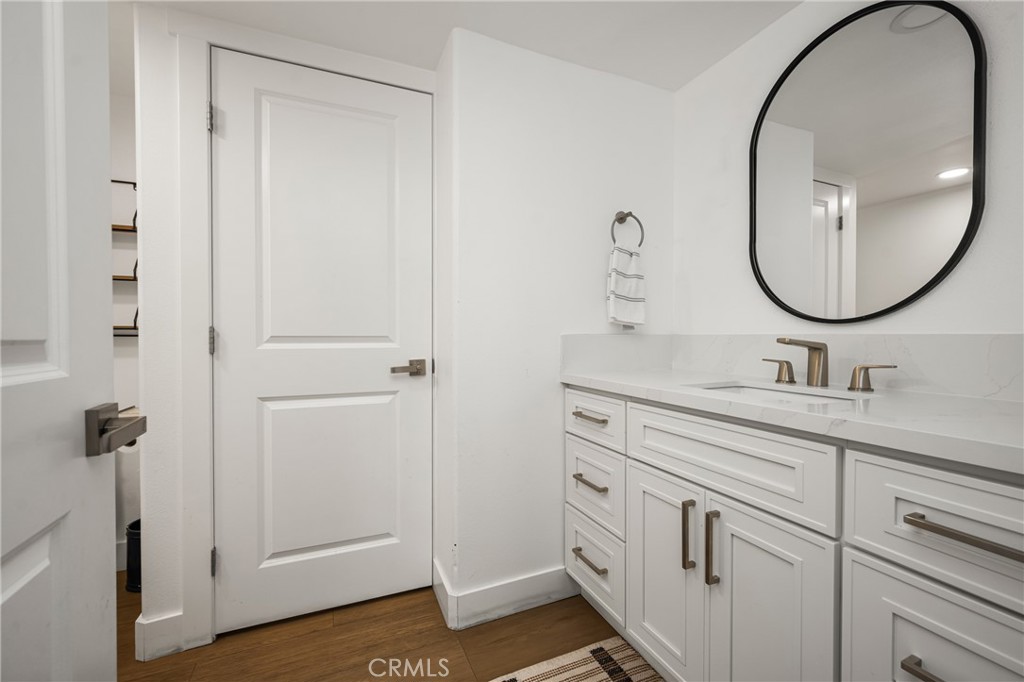 2916 E Trenton Avenue