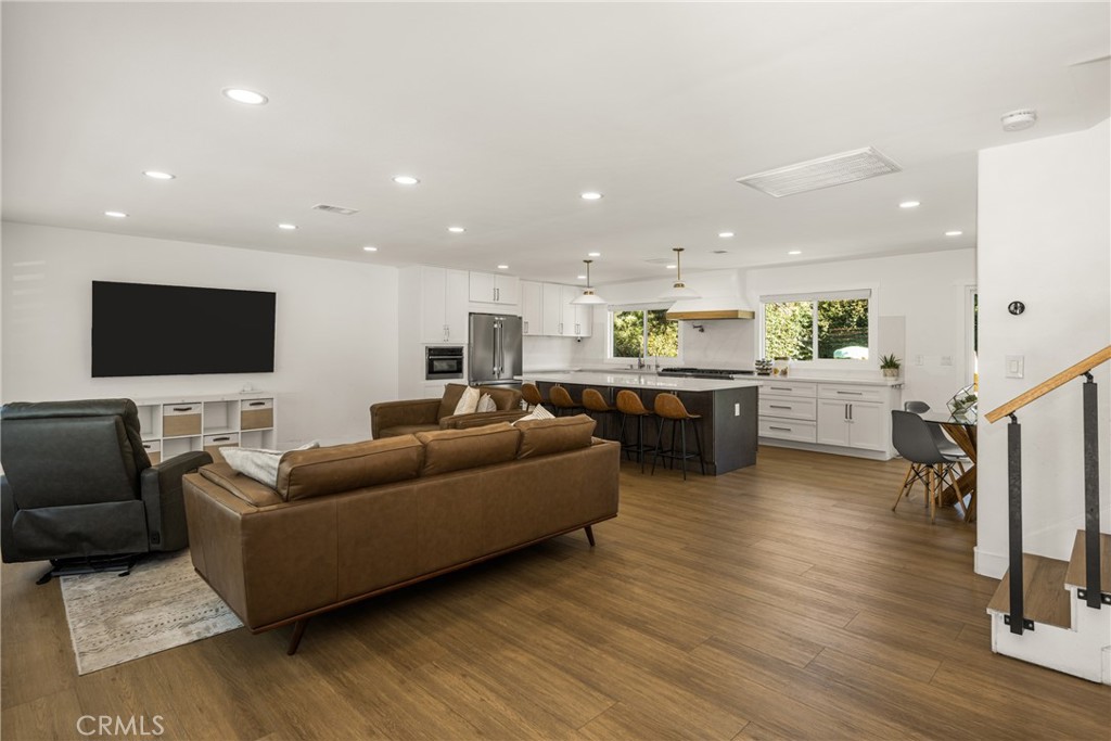 2916 E Trenton Avenue