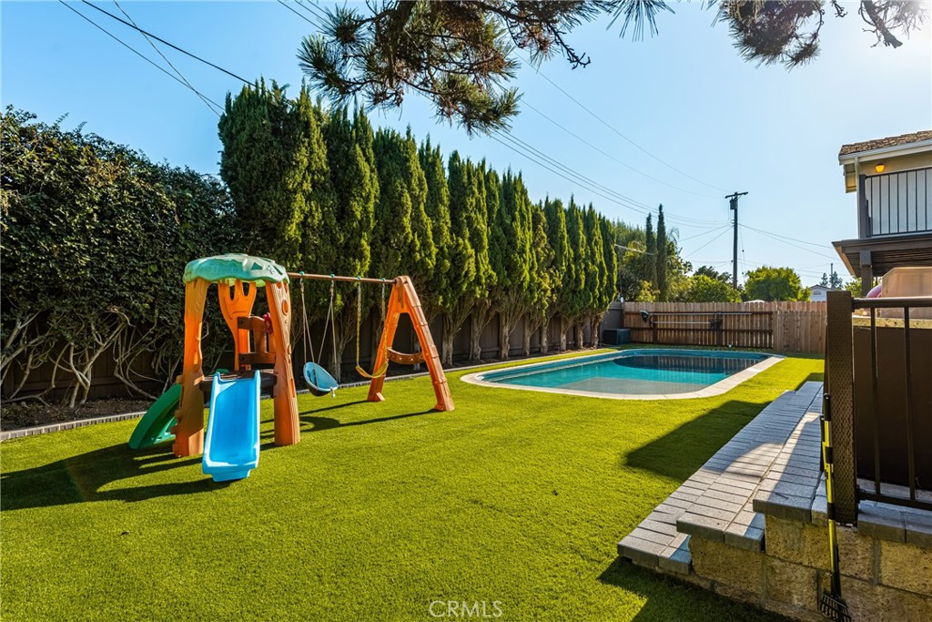 2916 E Trenton Avenue