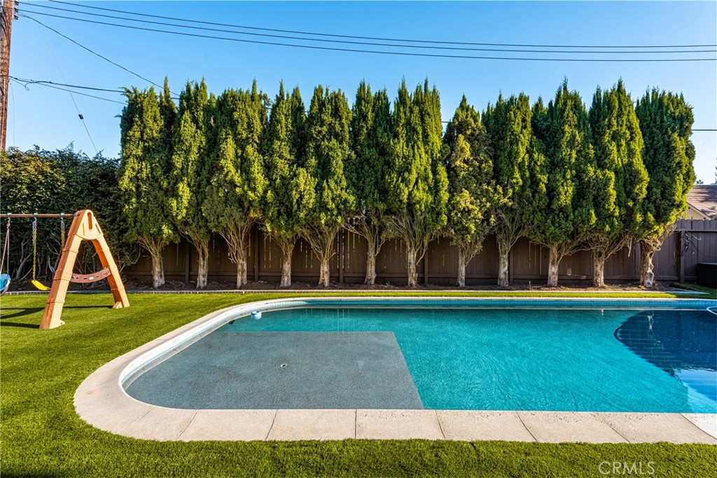 2916 E Trenton Avenue