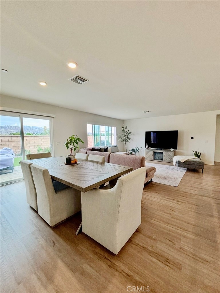 22542 Cloud Meadow