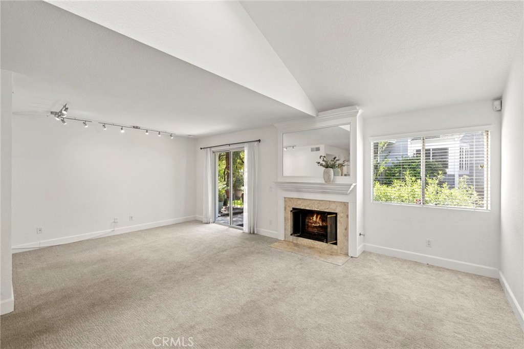 407 San Nicholas Court