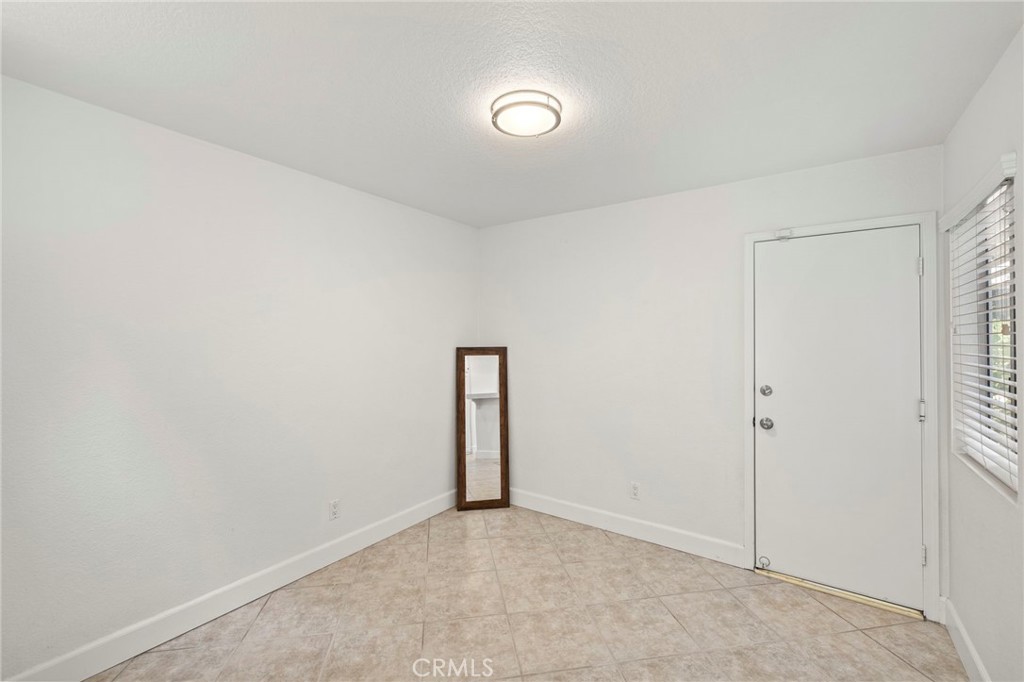 407 San Nicholas Court