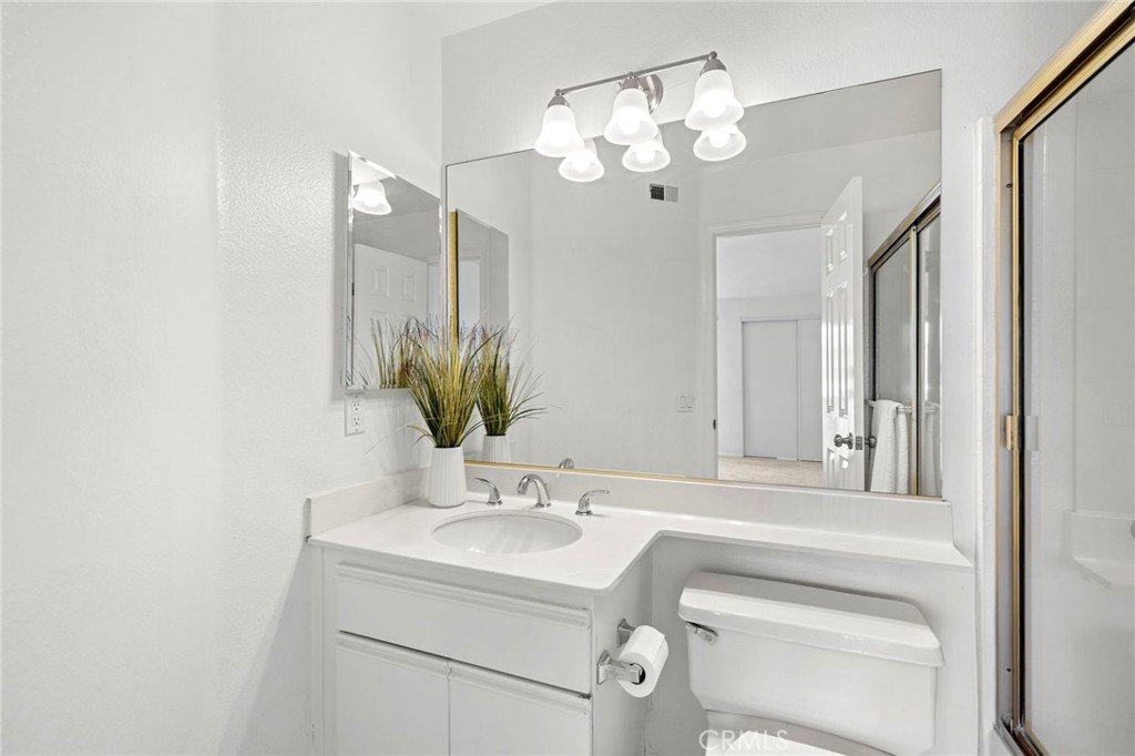 407 San Nicholas Court