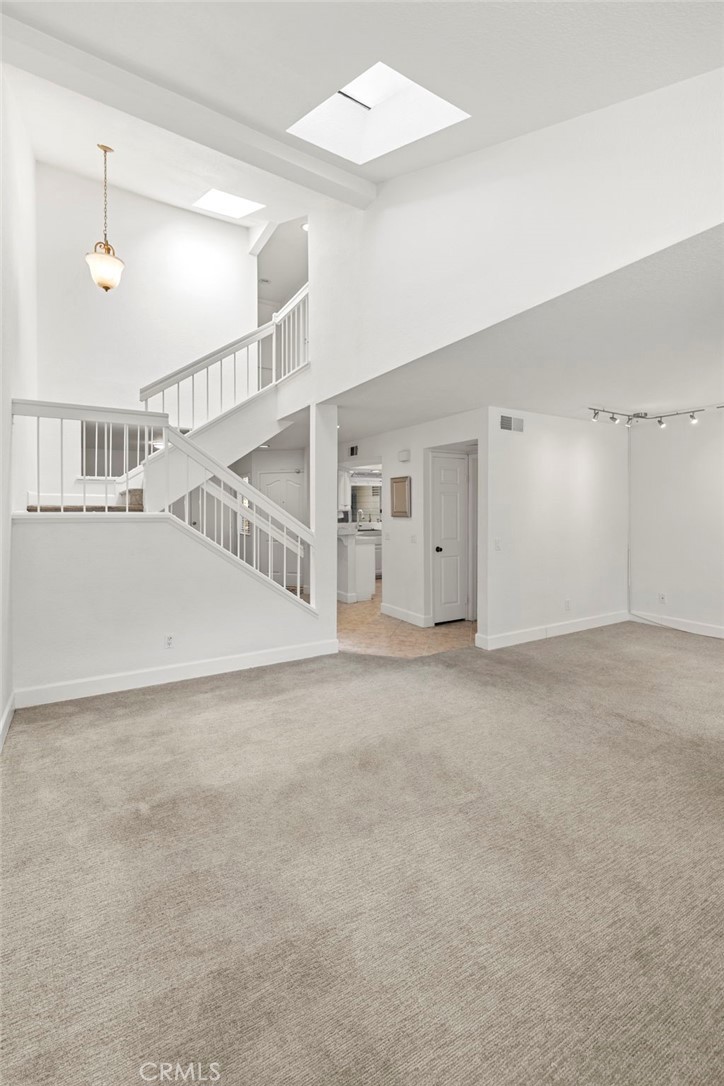 407 San Nicholas Court