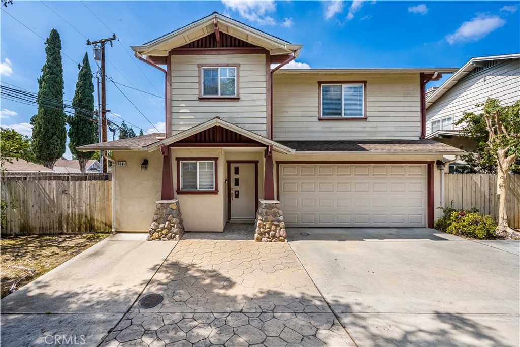 418 E Olive #B
