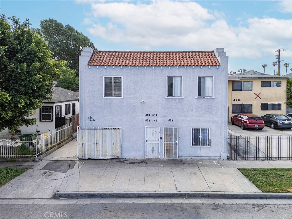 424 W 108th W
