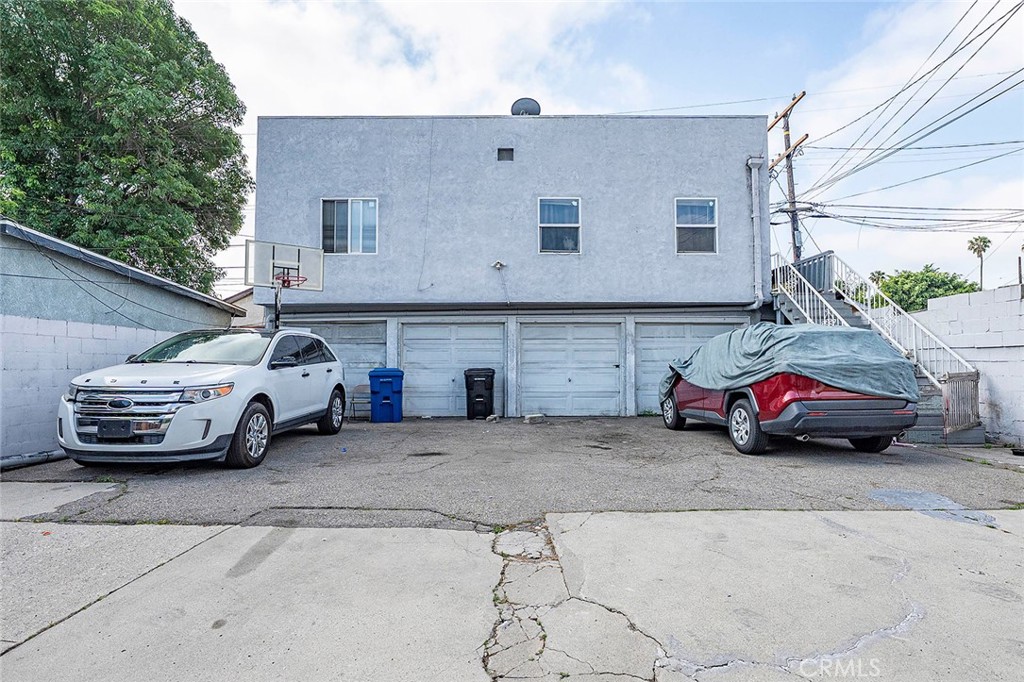 424 W 108th W