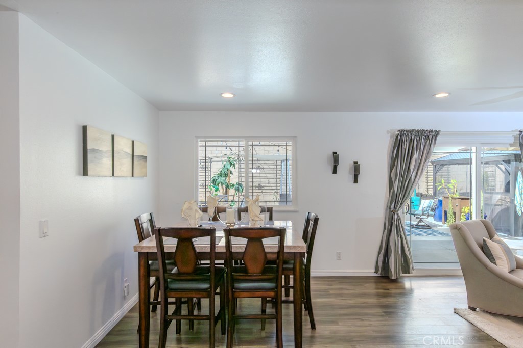 2219 W Coronet Avenue