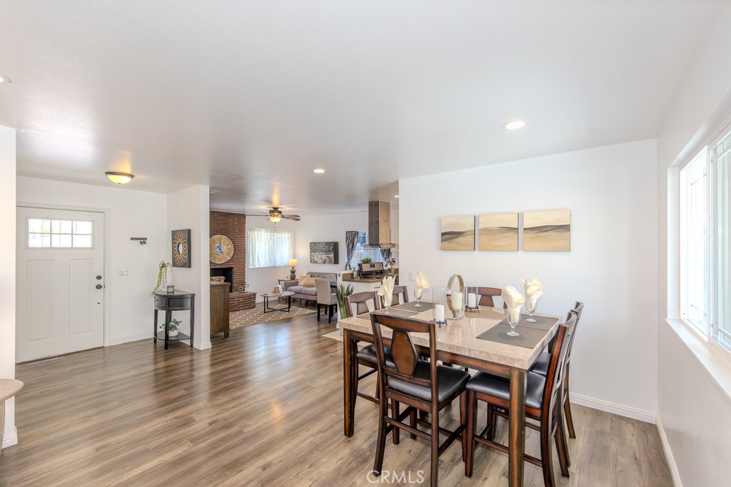 2219 W Coronet Avenue