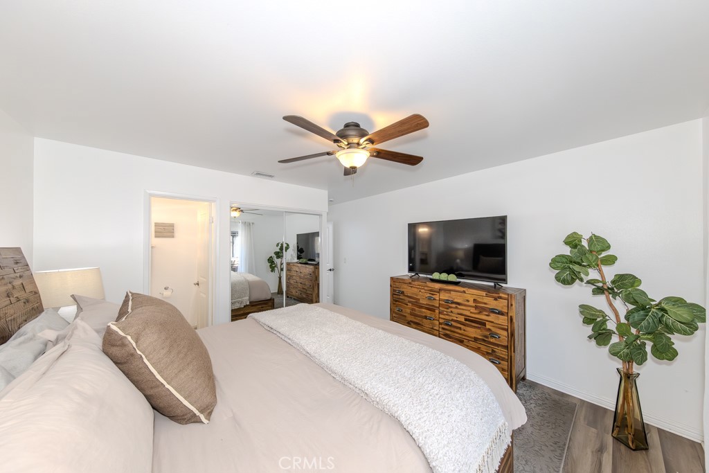 2219 W Coronet Avenue