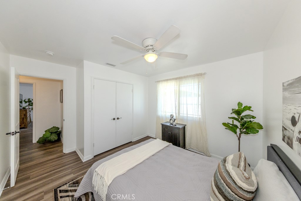 2219 W Coronet Avenue