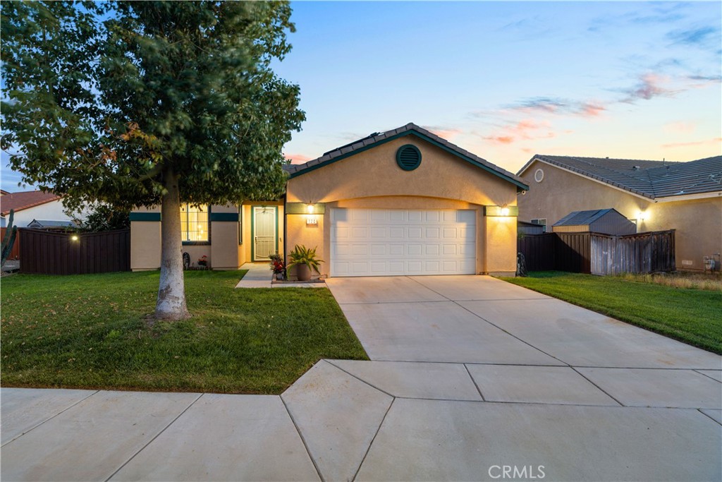 124 Lighthouse Ct.