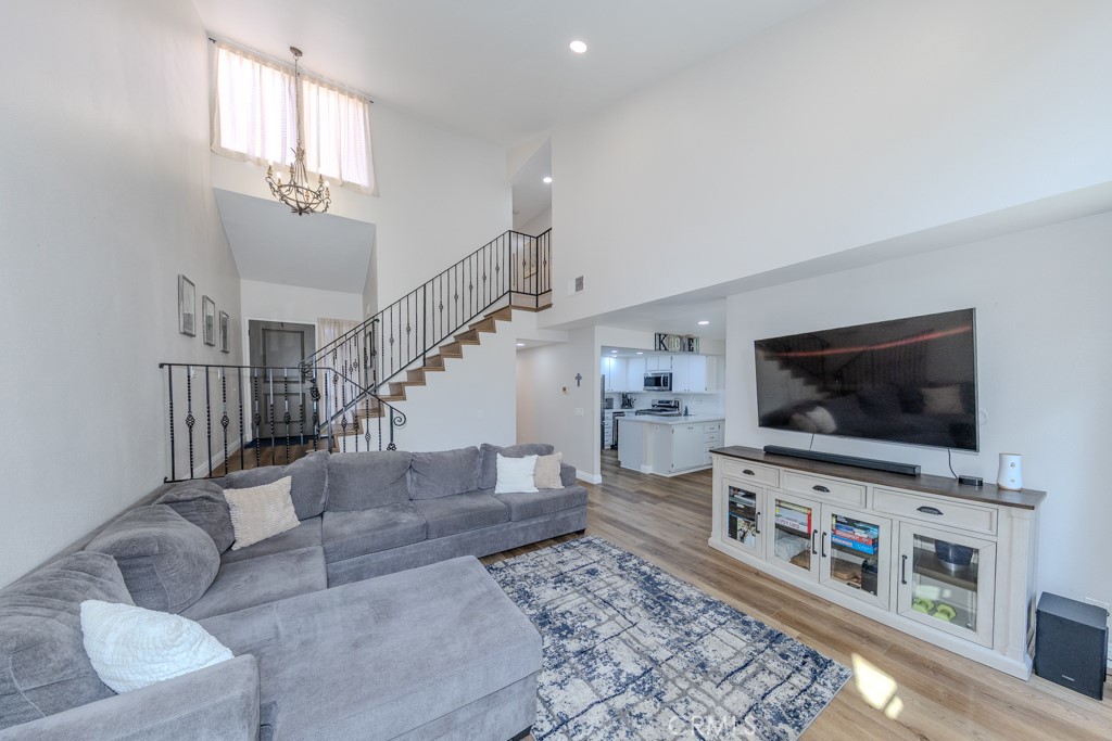 6597 E Camino Vista 2